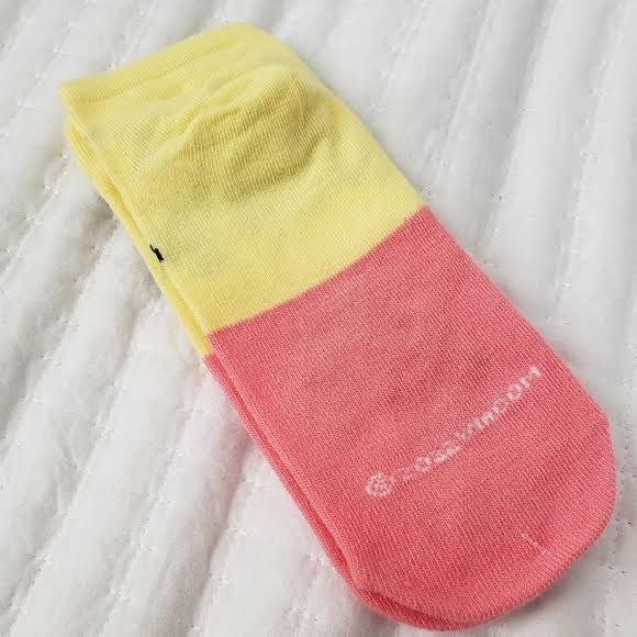 SpongeBob SquarePants Women's No Show Socks 1-Pack size 4-10 new Nickelodeon - Picture 5 of 6